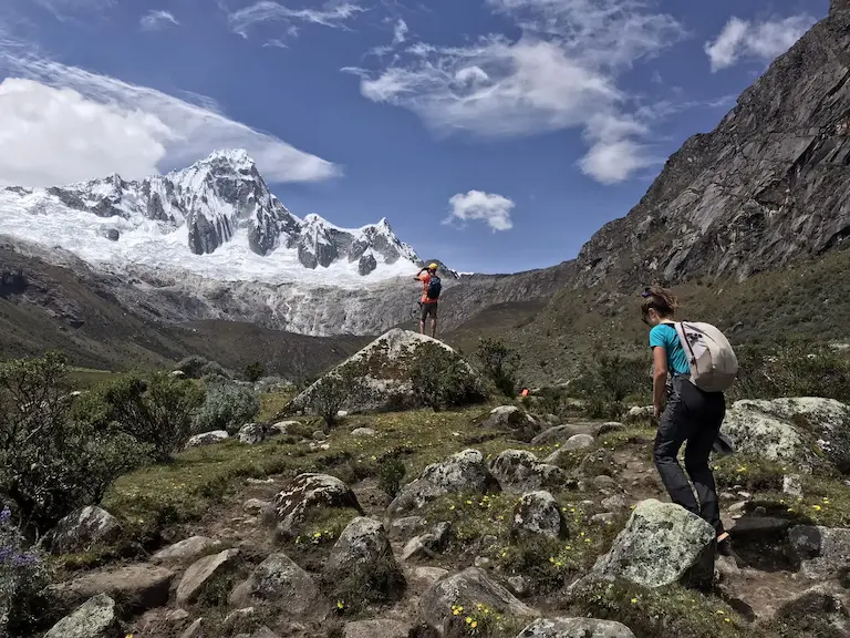 Alpamayo Trekking & Ascencion nevado Chopicalqui